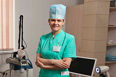 В кабинете врач—гинеколог Журавлёва Светлана Ивановна